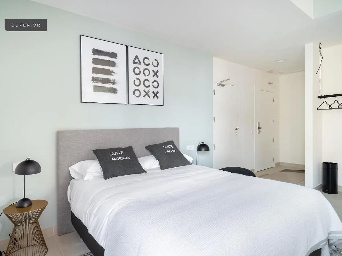 *** Aparthotel Limehome Sevilla Calle Torcuato Luca De Tena - Digital Access Spanien