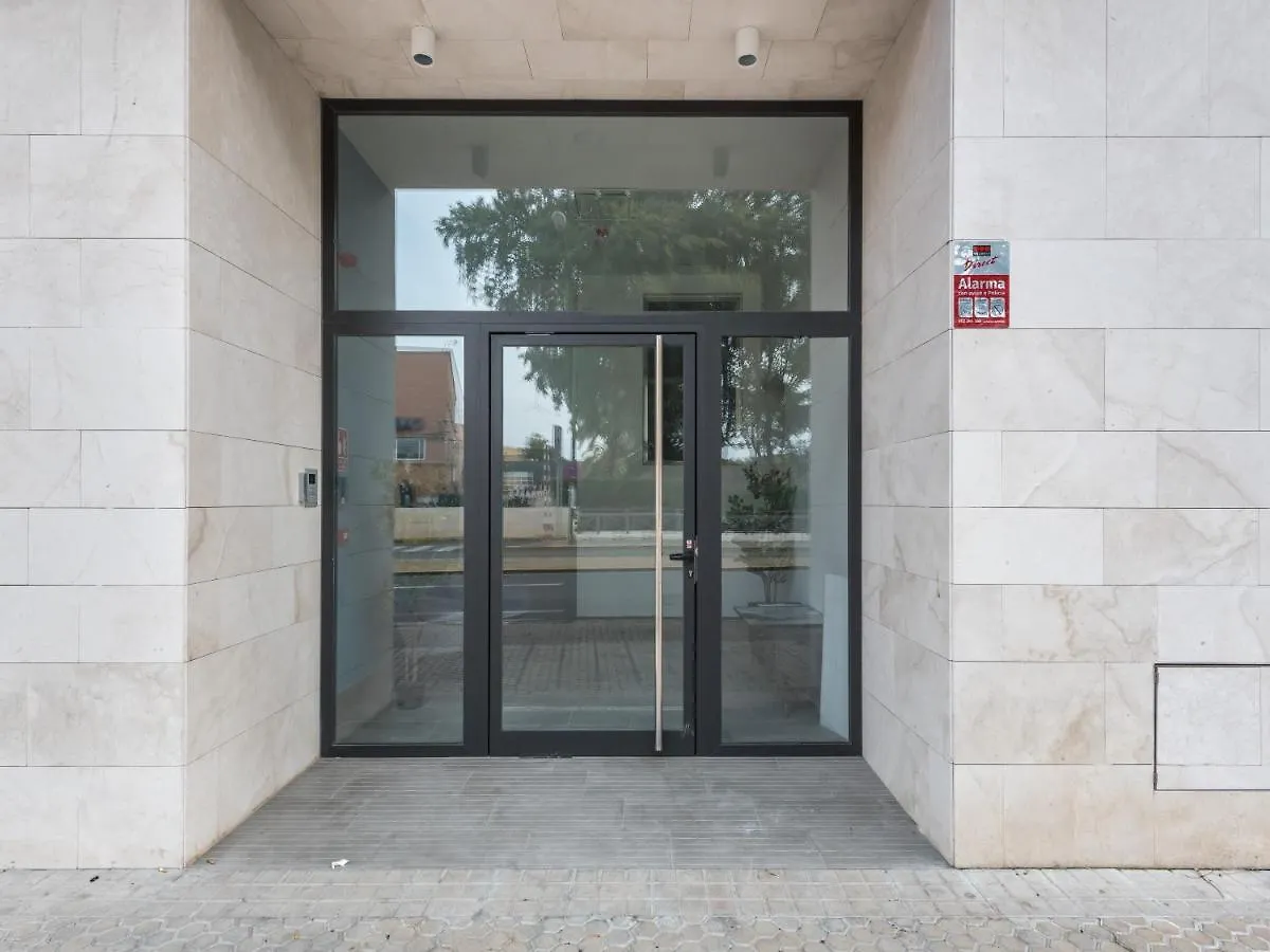 Limehome Sevilla Calle Torcuato Luca De Tena - Digital Access 3*, Севилья Испания